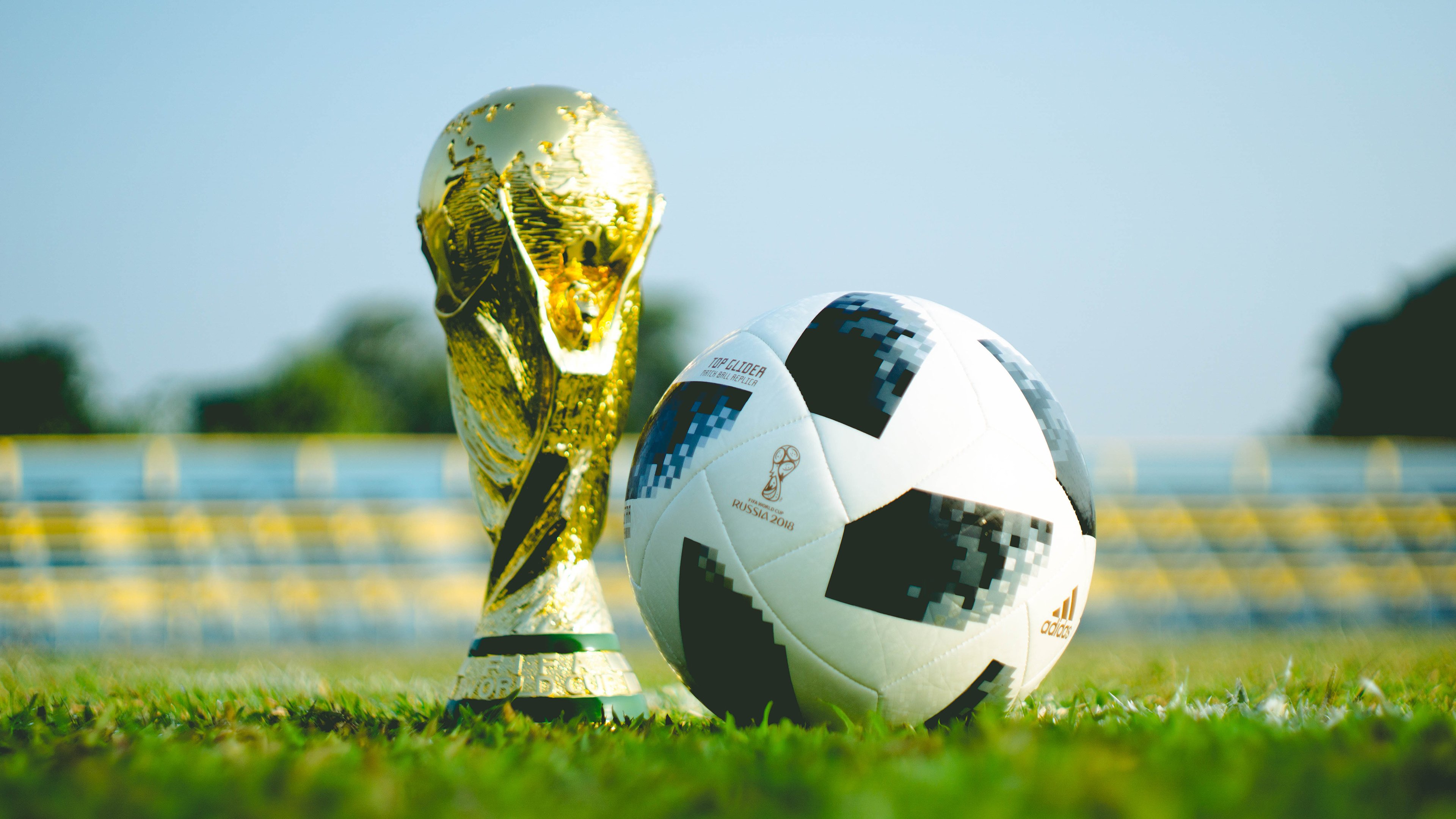 世界杯2026-2026世界杯C组焦点战，伊朗2-1险胜捷克，归化神童福登一传一射主宰生死战！